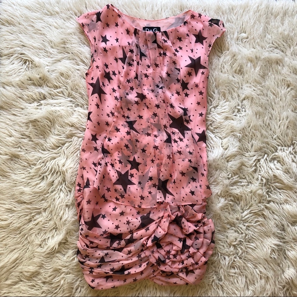 Pretty pink and stars prom dress ✨